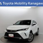 トヨタ ハリアー 2.0Z レザーパッケージ。元試乗車。走行距離2,000km、初年度登録2023年、車検2026年8月。総合評価５、内外装共にとてもきれいな状態です。お買い得の4,164,000円