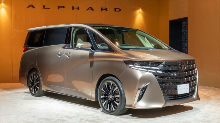 【ALPHARD】トヨタアルファードの実際の豪華さとクラス感を体感。内外装の詳細な評価と試乗レビュー。