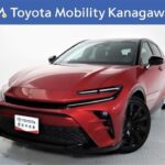 トヨタ クラウンスポーツHEV 2.5Z 元試乗車。走行距離3,000km、年式2023年、車検2026年10月。総合評価4.5、キズへこみがほぼ無く、きれいな状態です。お買い得の5,580,000円