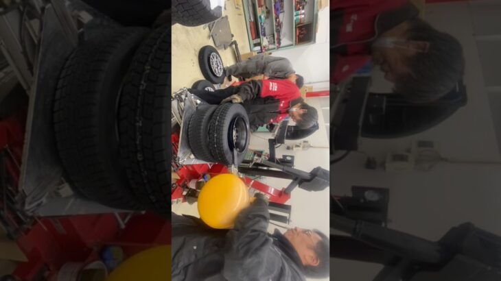 ビード　ブースターエアータンク使ってタイヤ交換してみました#tyre #tyrechange #タイヤ交換 #automobile #mechanic #shorts