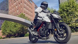 【速報】ホンダCB750ホーネット試乗！「約104万円で味わえる、絶品のハンドリング」