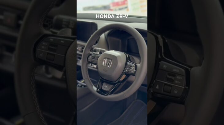 ホンダZR-Vブラックスタイル内外装の見学(HONDA ZR-V exterior & interior review)