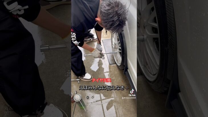 えっほえっほタイヤ #da17v #タイヤ交換 #エブリィバン #エブリイカスタム #おすすめ載せて #レオンハルト