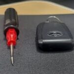 【TOYOTAハイエース 自車紹介&スマートキー電池交換】　電池交換は後半