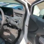 日産　AURA 　試乗車
