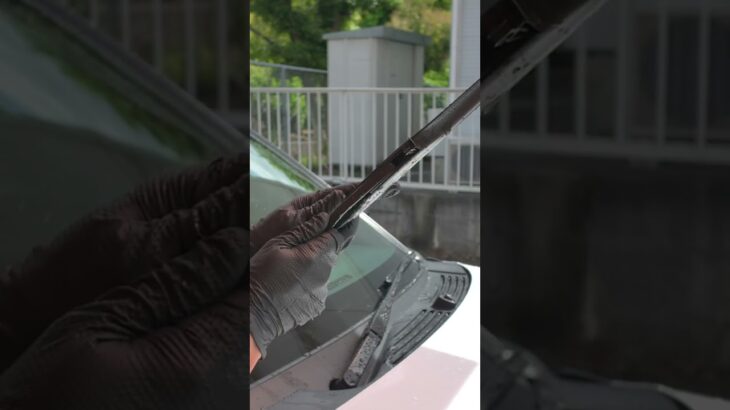 意外と簡単に出来るワイパーの交換方法！#洗車 #shorts