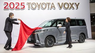 【2025年新型トヨタ・ヴォクシー試乗レビュー】高級感×実用性が進化！最新ミニバンの実力を徹底解説！
