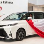【日本専用】2025年式トヨタ・エスティマ試乗＆内装レビュー！