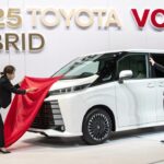 【2025年最新】トヨタ ヴォクシー ハイブリッド徹底レビュー｜内装・外装・試乗インプレッション