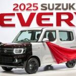 【新型2025】スズキ・エブリイが完全進化！軽バンの常識を覆す快適性と実用性とは？