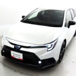 トヨタ カローラツーリングHV 1.8アクティブS 元試乗車､走行距離2,000km､年式2024年､車検2027年9月､総合評価Ｓ､ほぼ新車に近い状態です､お買い得の2,997,000円