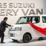 2025年エブリイバン試乗レビュー, 最新型の全貌とは？燃費・価格・荷室も解説！