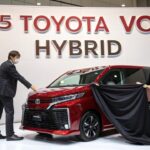 トヨタ ヴォクシー ハイブリッド 2025｜フルレビュー＆試乗｜DE AutoExpert