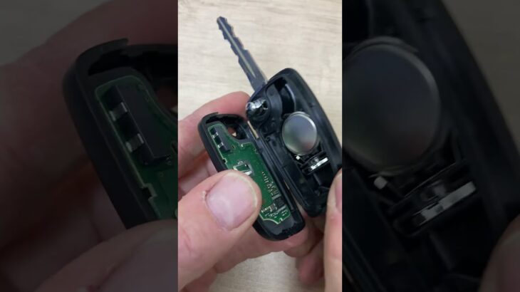 Nissan key battery change -EASY DIY #automobile #remotebattery #mechanic #remotecontrol #fix