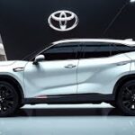 トヨタ新型ハリアー2026年モデル登場！最新デザインと進化した性能を徹底解説燃費・内装・安全性能まで詳しく紹介！トヨタハリアー2026試乗レビュー