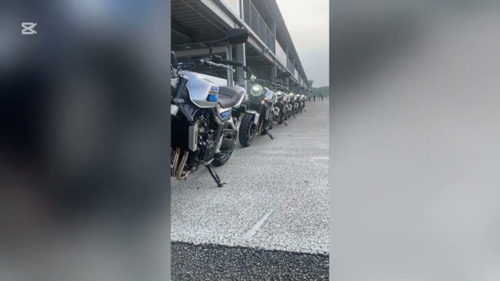 ホンダ新型　CB1000F 試乗会　スタンバイ