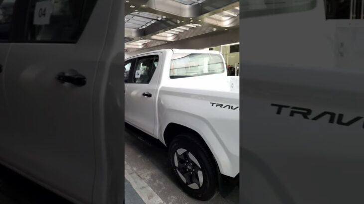 ลองขับมาแล้ว ช่วงล่างดี อัตราเร่งดี  #TRAVO #toyota #รถกระบะไฟฟ้า