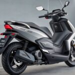 1. 「ホンダPCX 160vの全貌！走行性能と価格を徹底レビュー」