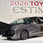 家族も快適！2026 トヨタ エスティマ 試乗レビュー｜安全装備・ハイブリッド性能もチェック