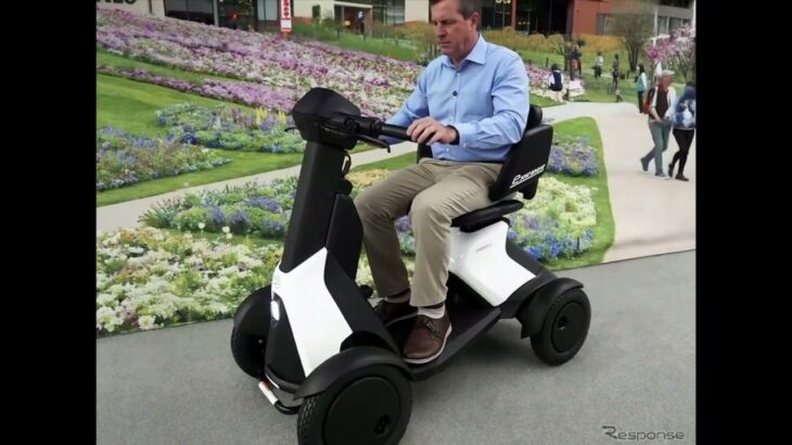 「試乗してみたい」「福祉用具という感じがしない」ダイハツの新型モビリティ『e-SNEAKER』にSNS上も興味津々
