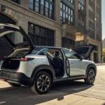 マツダ MX-30 EV 試乗レビュー！未来志向のデザインと電動パフォーマンス｜CarXperienc 281