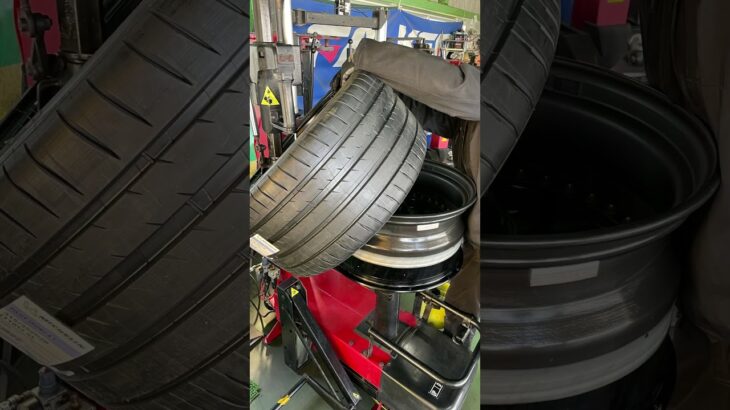 極太315/35ZR20！深リムホイールを傷つけないレバーレス交換🔧✨