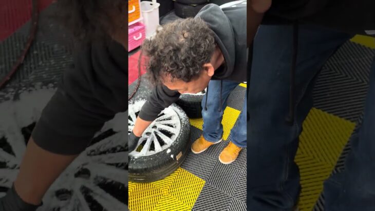 【今がおすすめ】夏用タイヤに交換！このタイミングでホイール洗浄・コーティング施工はいかが❓🤗#ホイールコーティング　#タイヤ交換