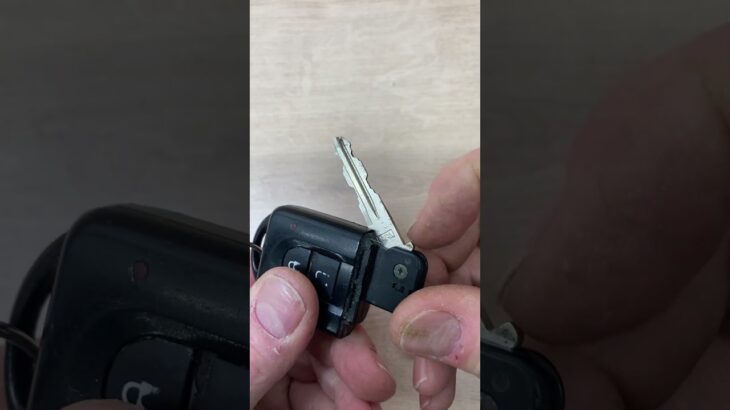 Nissan smart key battery change -EASY DIY #automobile #remotebattery #mechanic #remotecontrol