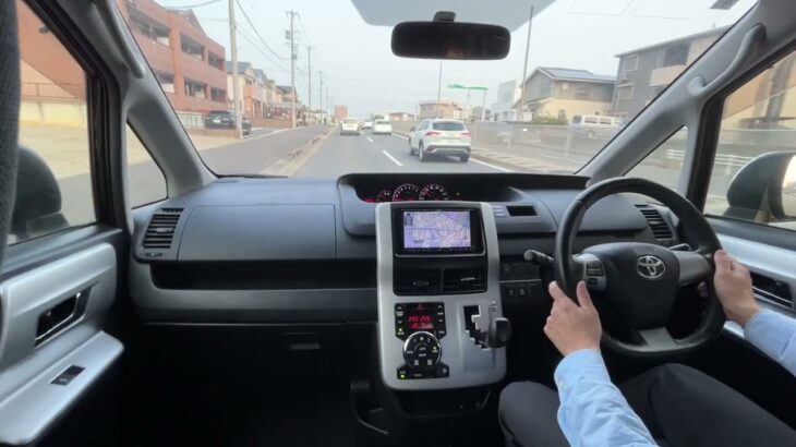 【試乗】トヨタ/ヴォクシー/2011年式/ZS煌/2000cc/ZRR70