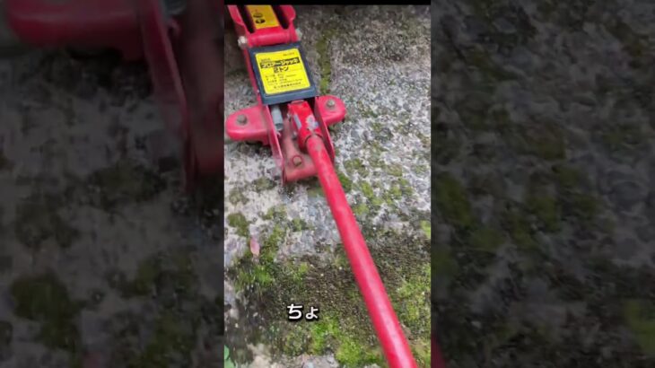 韓国の車のスタッドレスタイヤ交換する。インチダウン