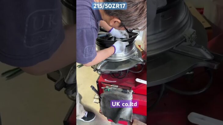 タイヤ交換させていただきました！215/50ZR17#シビック#HONDA#CIVIC#ホンダ#野木町#古河市#コンチネンタル #タイヤ