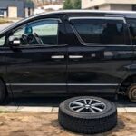 タイヤ交換の翌日　国道走行中に乗用車のタイヤが脱落　別の車の運転席ドアに衝突　札幌市南区石山