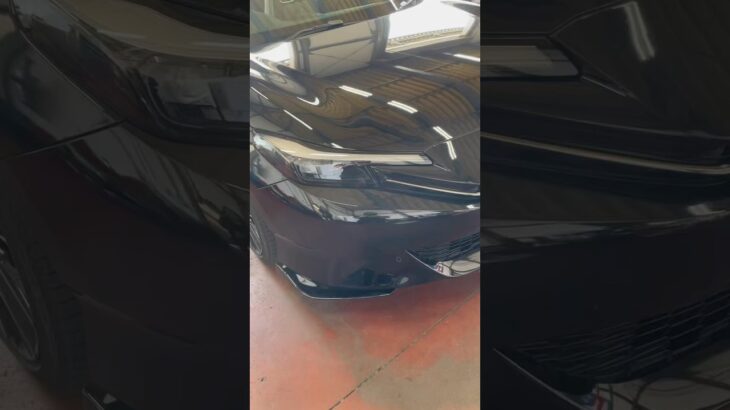 #タイヤ屋　の良いところは#タイヤ交換　をしに色々な車が御来店するので、#スーパーカー　も見れるところです。今回も許可を貰って撮影させて頂きました。