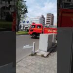 タイヤ交換をするために出ていきました。 #札幌市消防局 #消防車#タイヤ交換