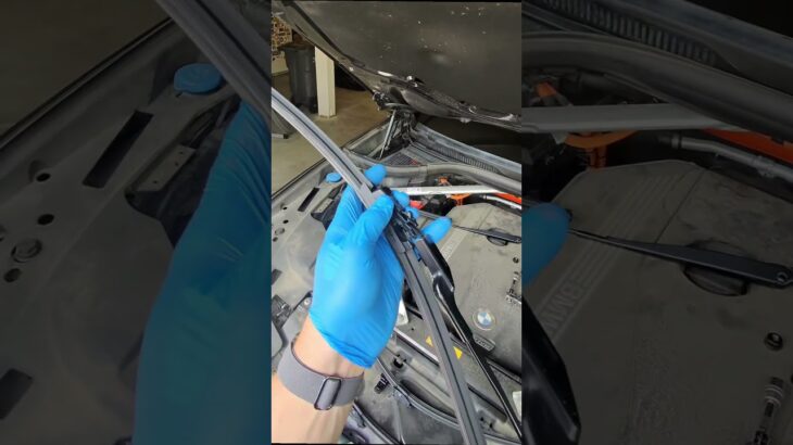 BMW X5 Windshield Wiper replacement #bmw #x5 #wiper #windshield #carsofyoutube