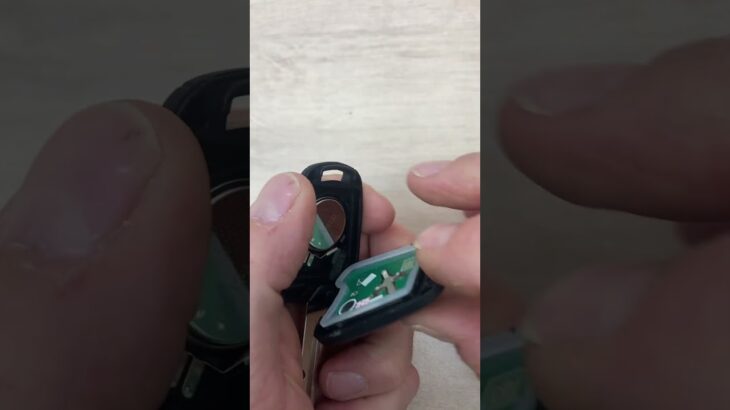 Vauxhall remote key battery change -EASY DIY #automobile #mechanic #remotebattery #remotecontrol