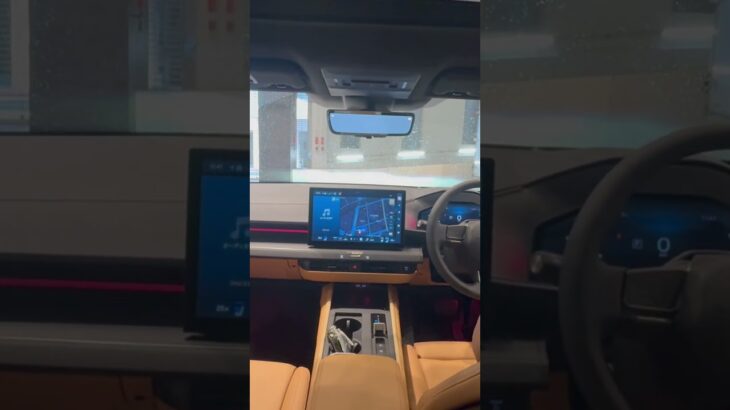 新型レクサス ES 350E 試乗車