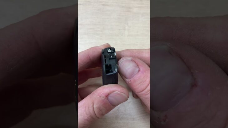 Chevrolet smart key battery change -EASY DIY #automobile #remotebattery #mechanic #remotecontrol