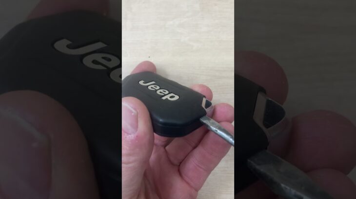 Jeep flip key battery change -EASY DIY #automobile #remotebattery #mechanic #remotecontrol #Jeep