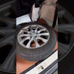 タイヤがバーストした車をレッカーしてきたのに客がいなくなったんですけど #タイヤ交換 #中古車 #スタッドレスタイヤ 青森県のイかれた車屋だいちです🫶